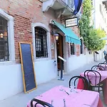 メスナー ホテル 3*