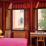 メスナー ホテル 3*