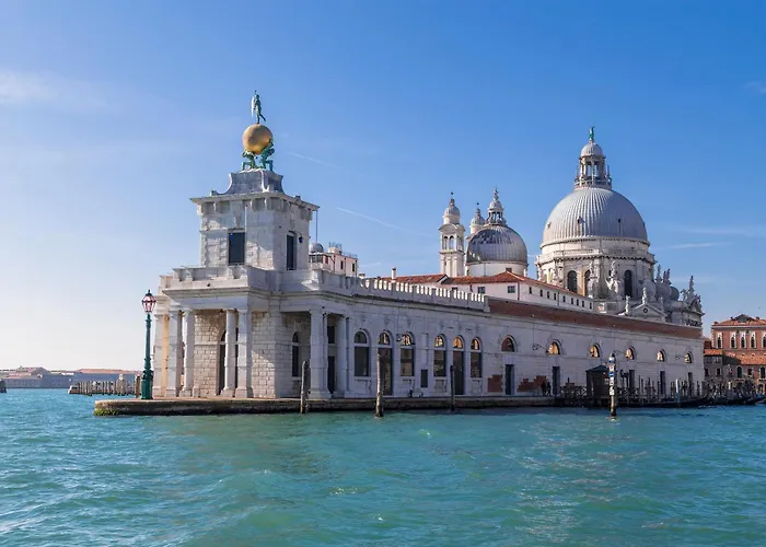 梅斯纳尔酒店 酒店 3*